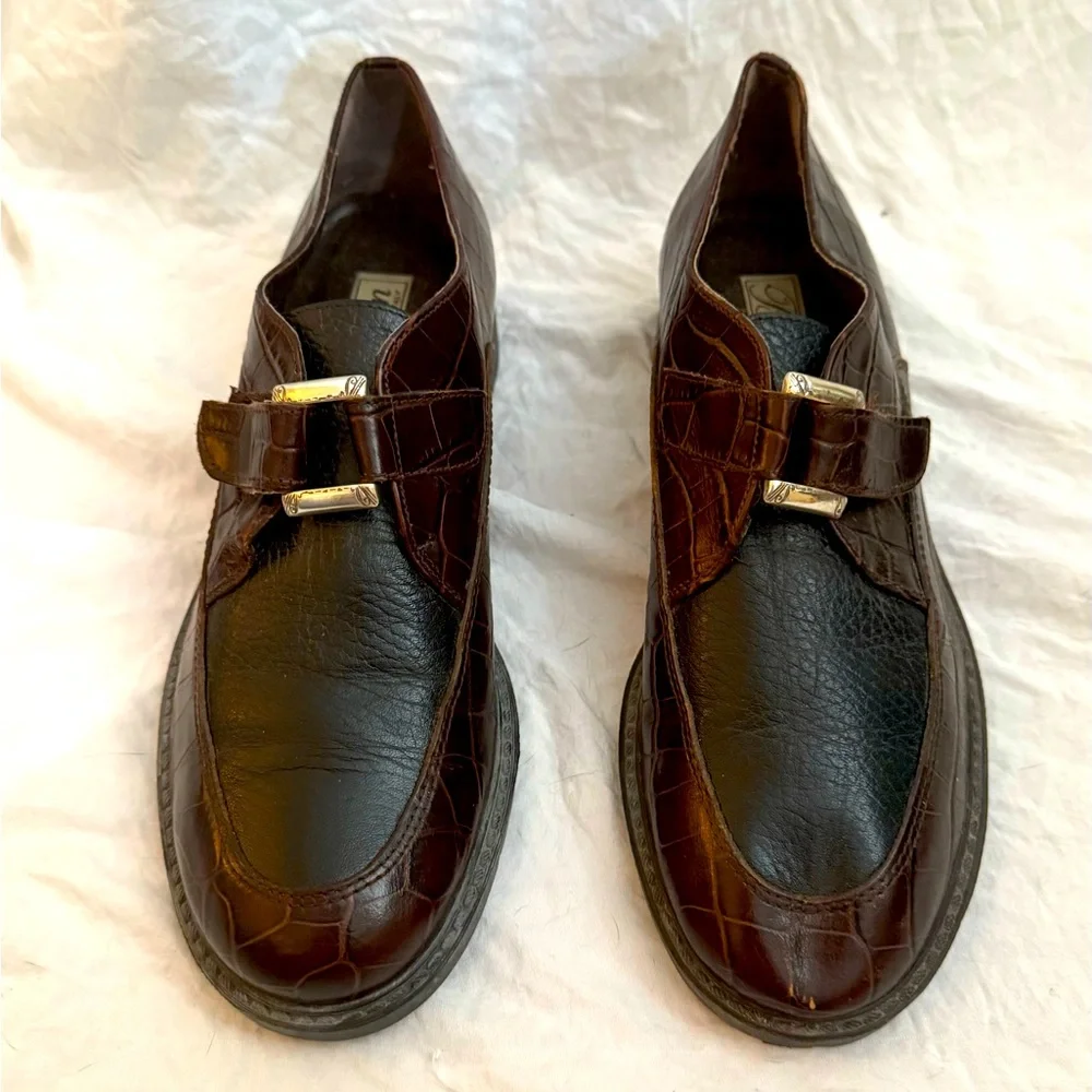 🔴 Brighton NWOT brown alligator design shoes - Picture 1 of 9